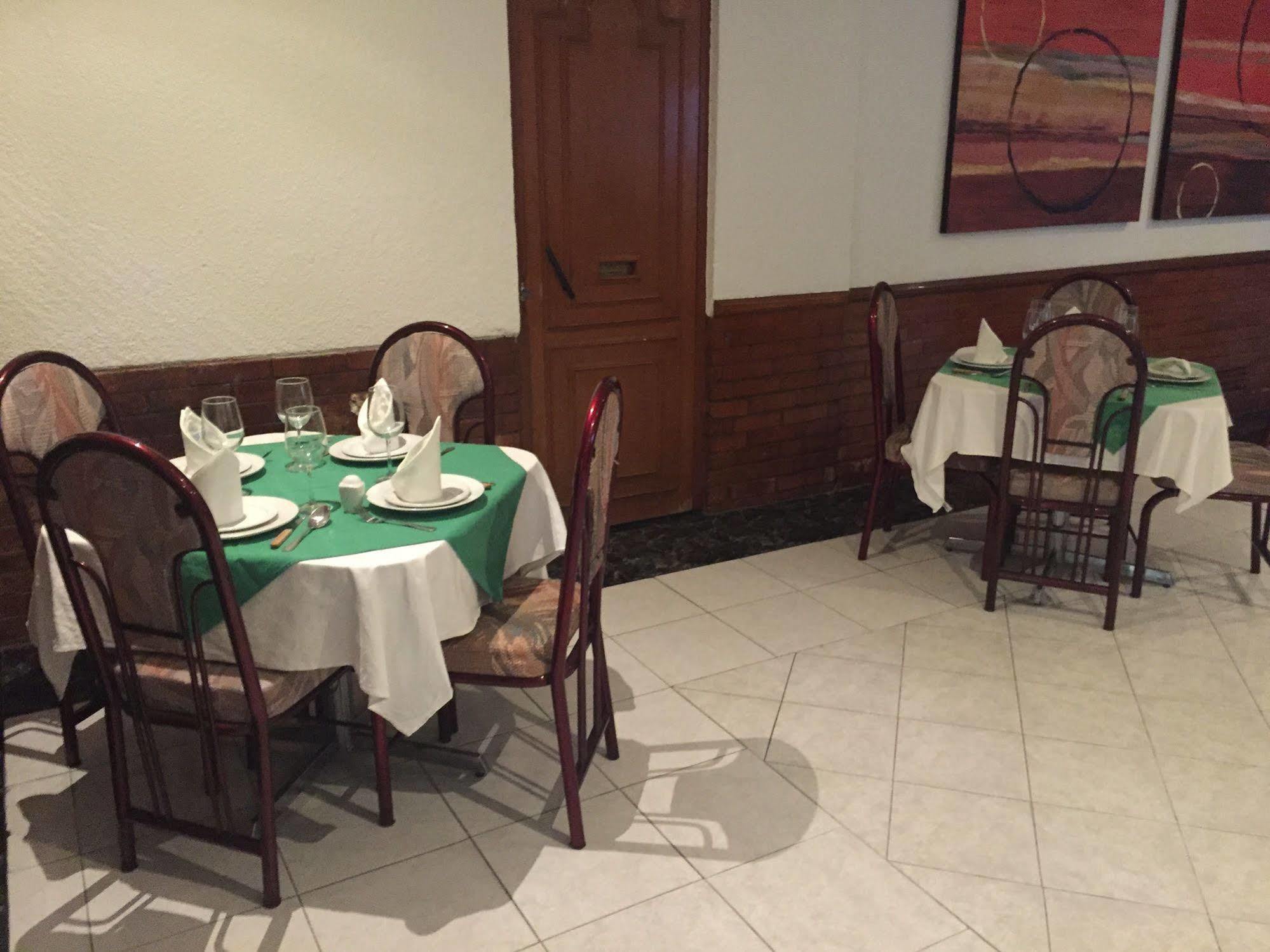 Autoparador Del Valle Mexikóváros Kültér fotó