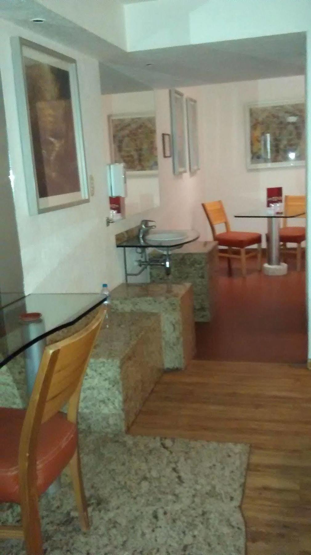 Autoparador Del Valle Mexikóváros Kültér fotó